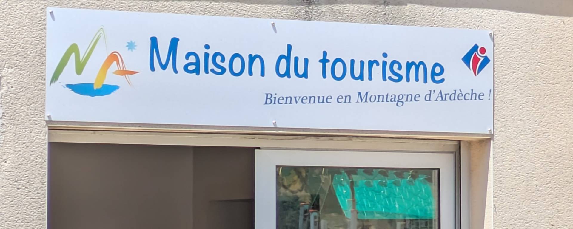 Maison du Tourisme de la Montagne Ardèchoise à Saint-Etienne-de-Lugdarès en Ardèche