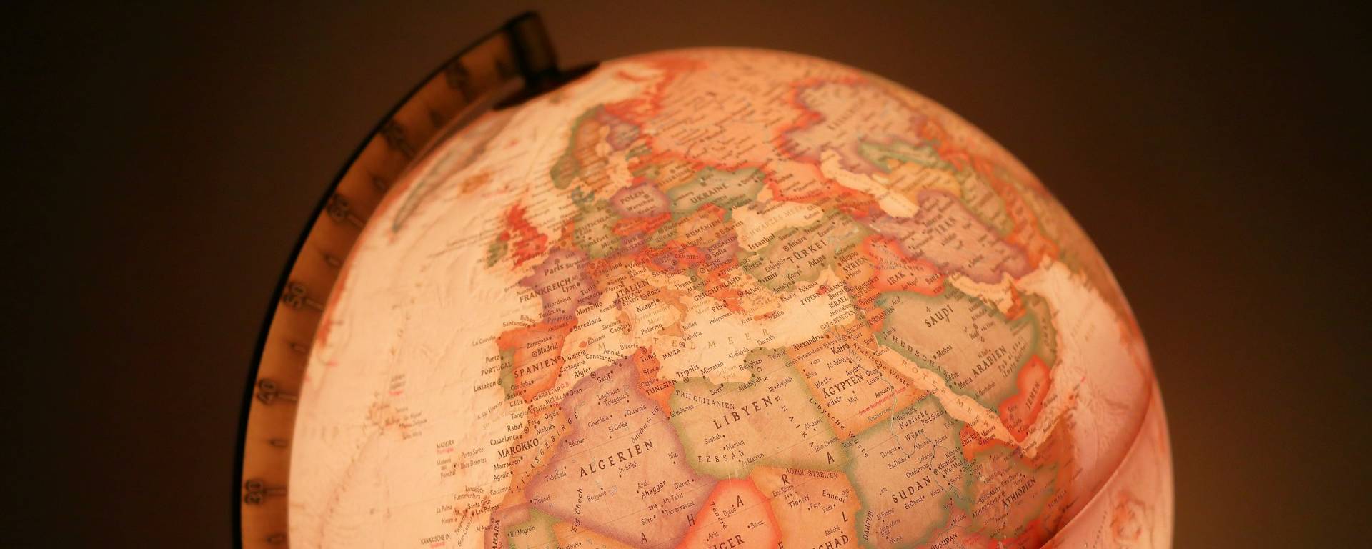 World map for your travels around the world and in Ardèche