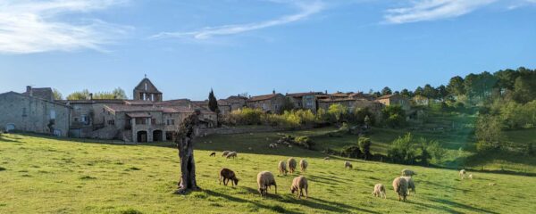Ailhon, village de la Cévenne ardéchoise (07200)