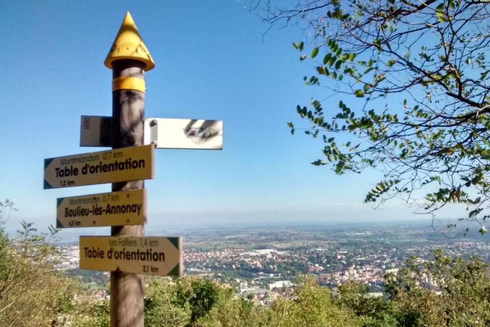Hiking at Montmiandon in Annonay, Ardèche