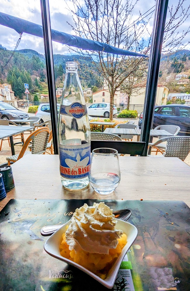 Le dessert au bord de la Dorne