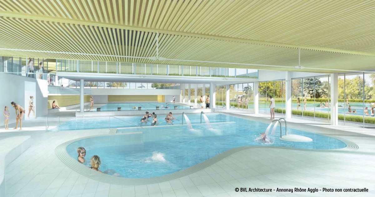 L'intérieur de centre aquatique Aquavaure / BVL
