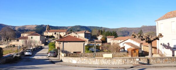 Village d’Accons en Ardèche (07160)
