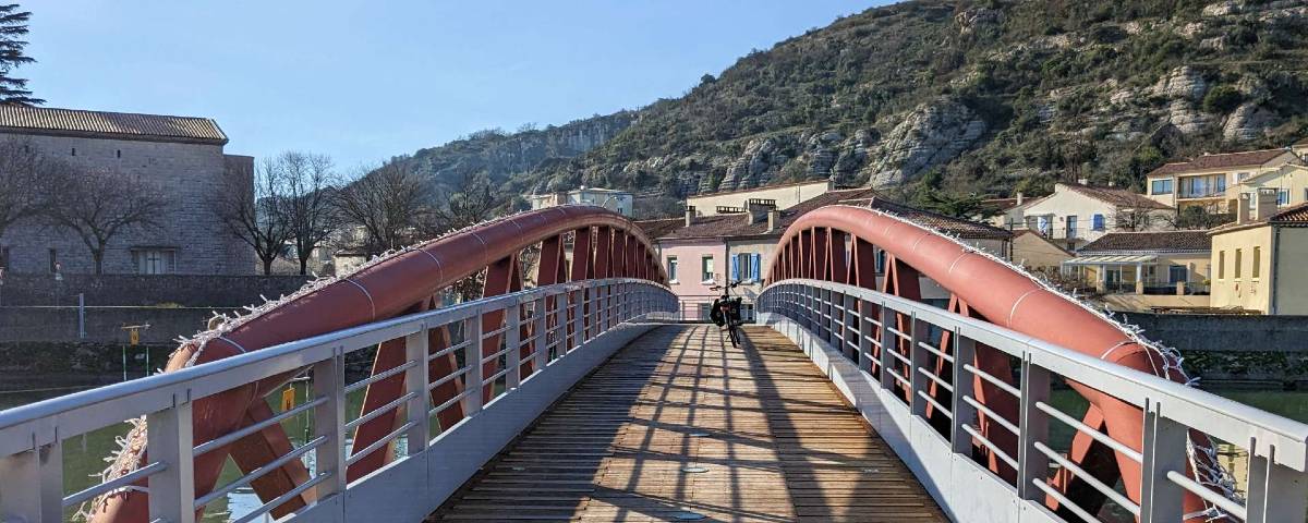 Voie douce de la Payre, départ du Pouzin au dessus de l' Ouvèze jusqu'à Privas en Ardèche