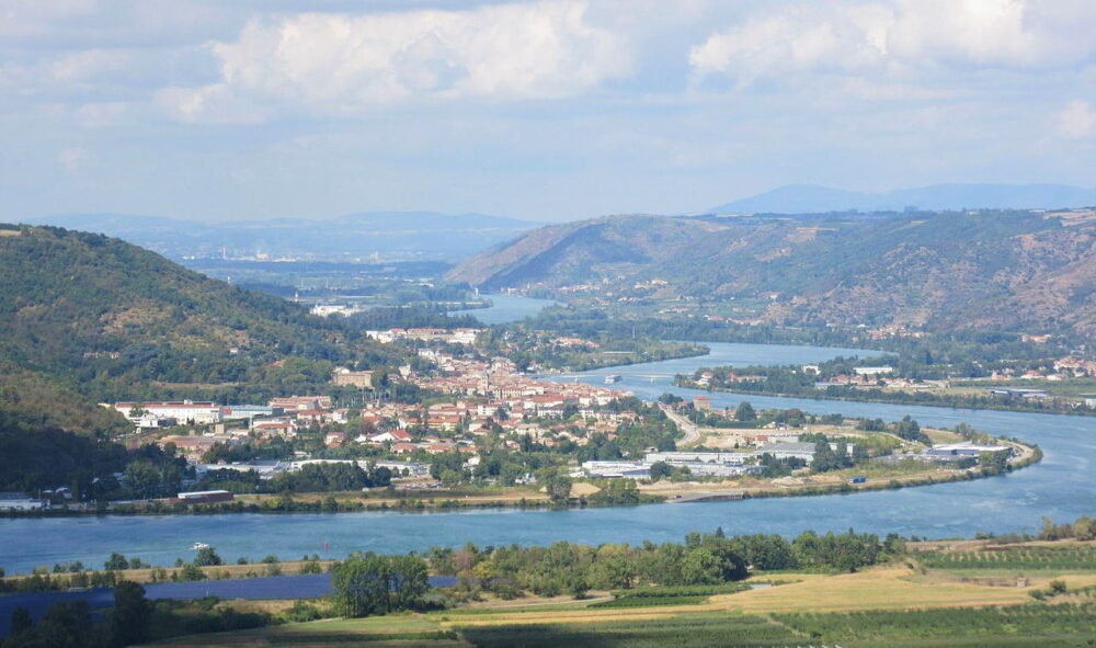 Vue sur le fleuve Rhône et la communauté de communes Porte Drômardèche, Saint-Vallier
